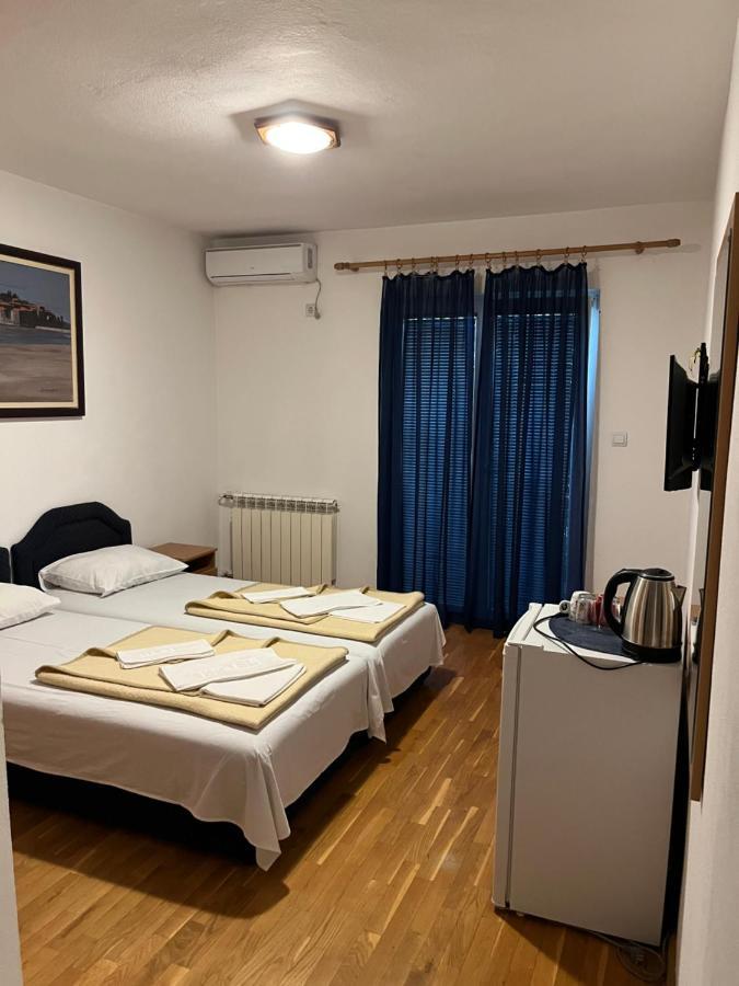 בודווה Apartmani Goran I Jelena Zec מראה חיצוני תמונה