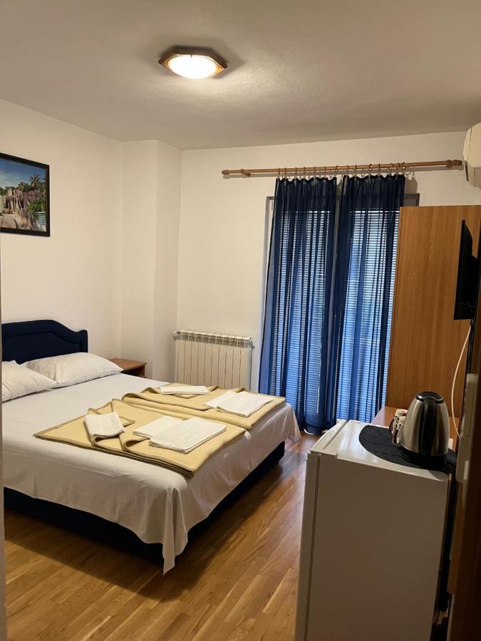 בודווה Apartmani Goran I Jelena Zec מראה חיצוני תמונה