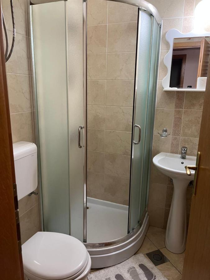 בודווה Apartmani Goran I Jelena Zec מראה חיצוני תמונה